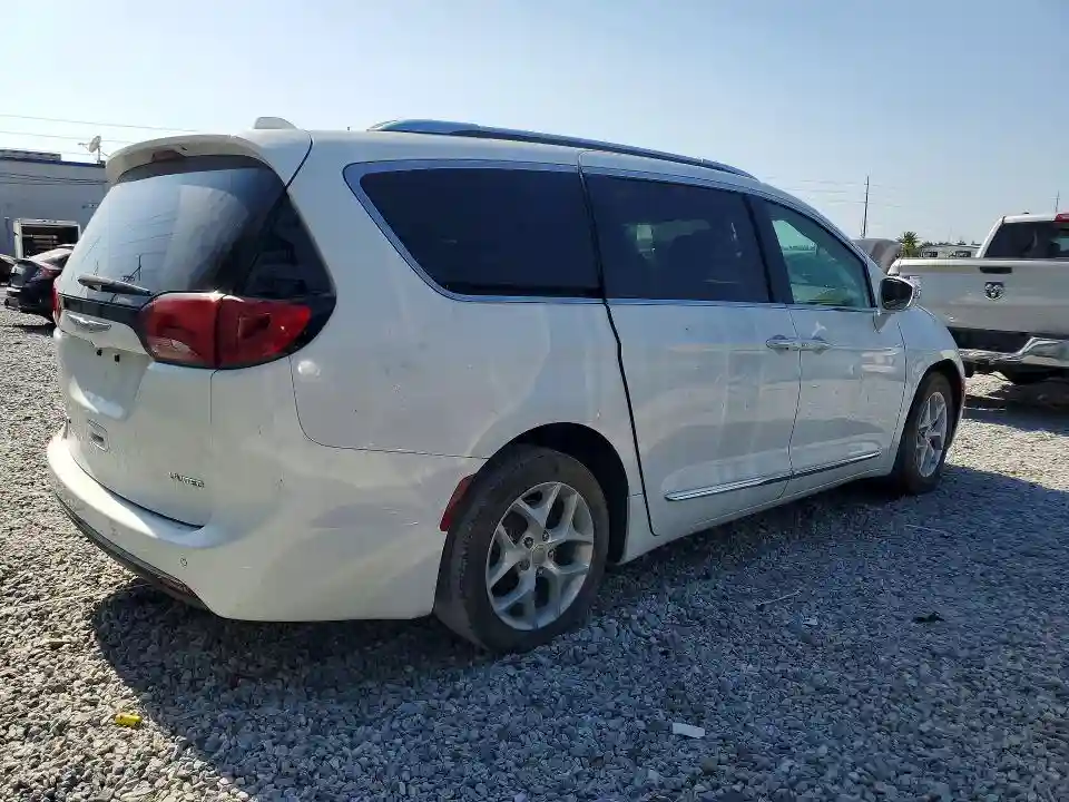 2C4RC1GG1JR251642 2018 CHRYSLER PACIFICA-2