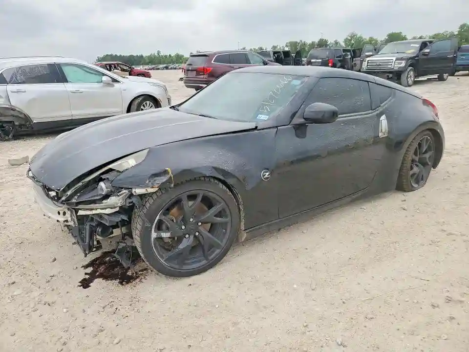 JN1AZ4EH7JM572440 2018 NISSAN 370Z-0