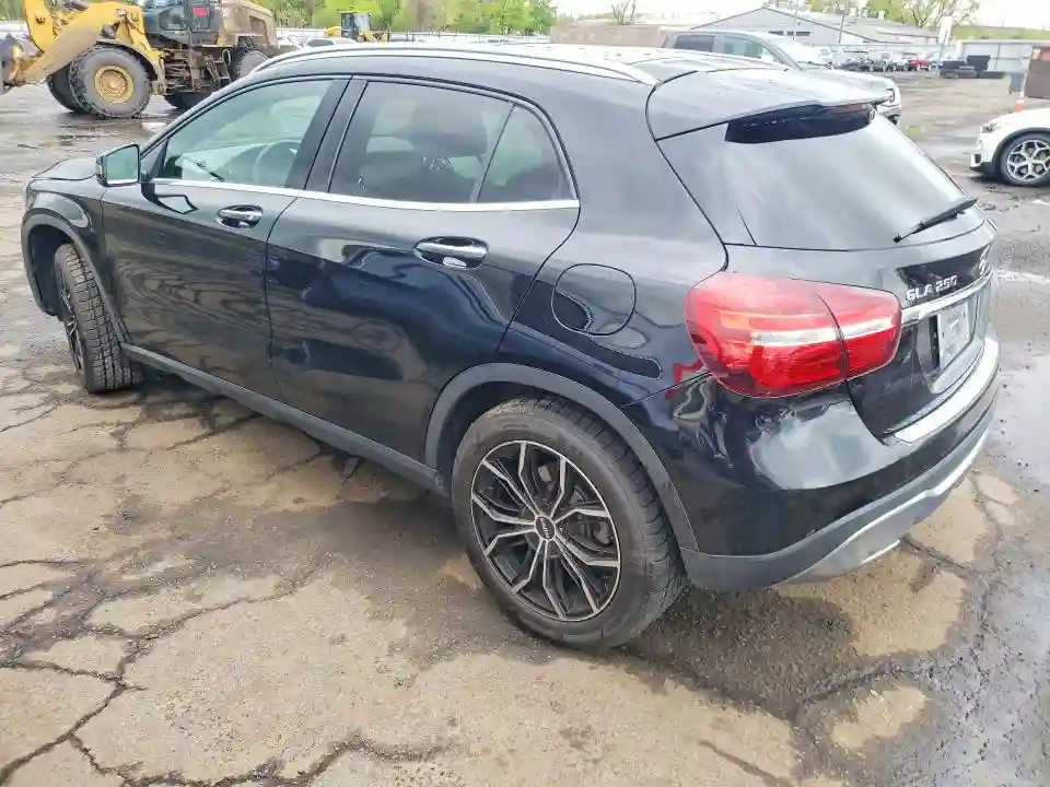 W1NTG4GB0LU029477 2020 MERCEDES-BENZ GLA-CLASS-1