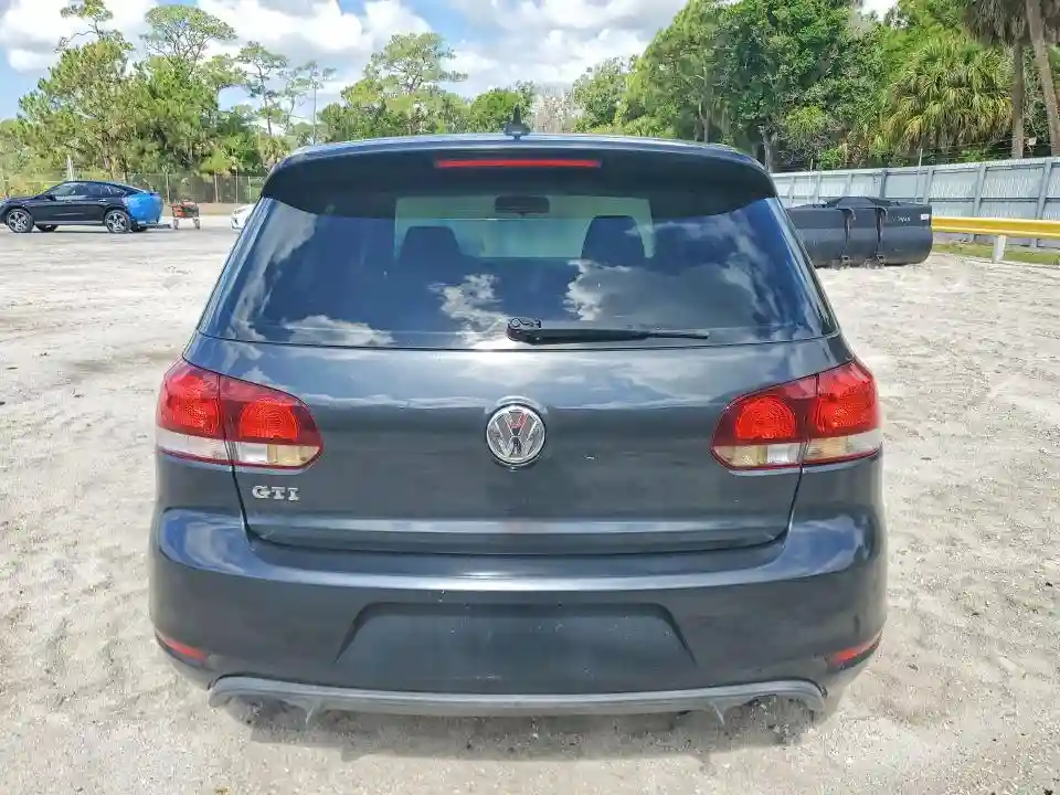 WVWGV7AJXAW313569 2010 VOLKSWAGEN GTI-5