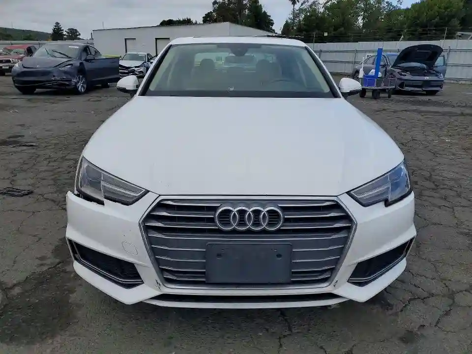 WAUGMAF45KA023030 2019 AUDI A4-4