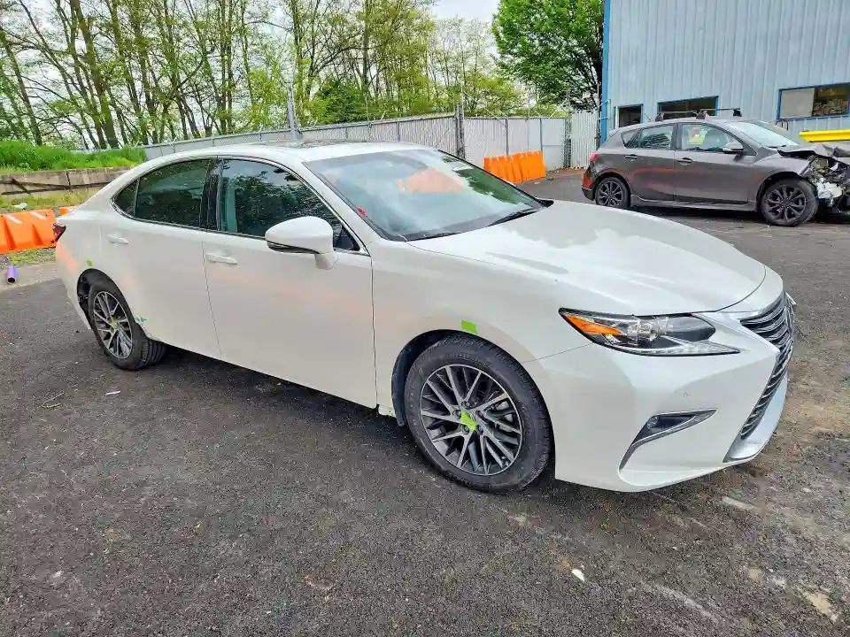58ABK1GG3JU101334 2018 LEXUS ES350-3