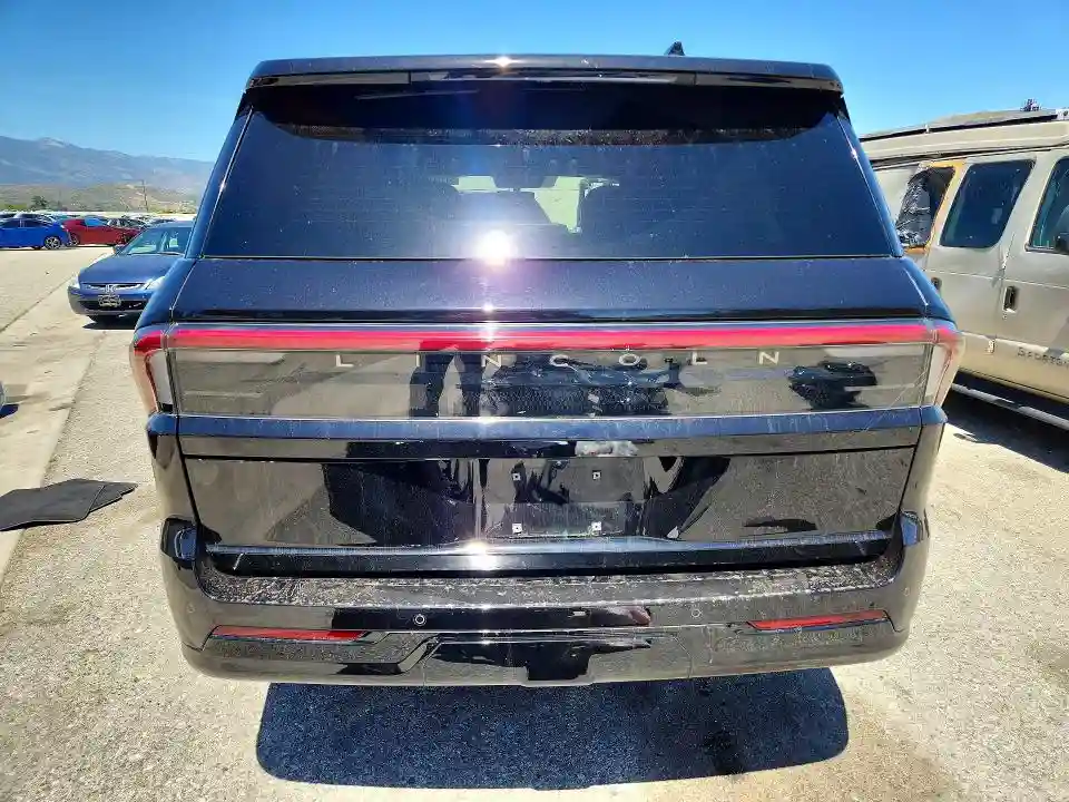 5LMJJ2LG1SEL03745 2025 LINCOLN NAVIGATOR-5