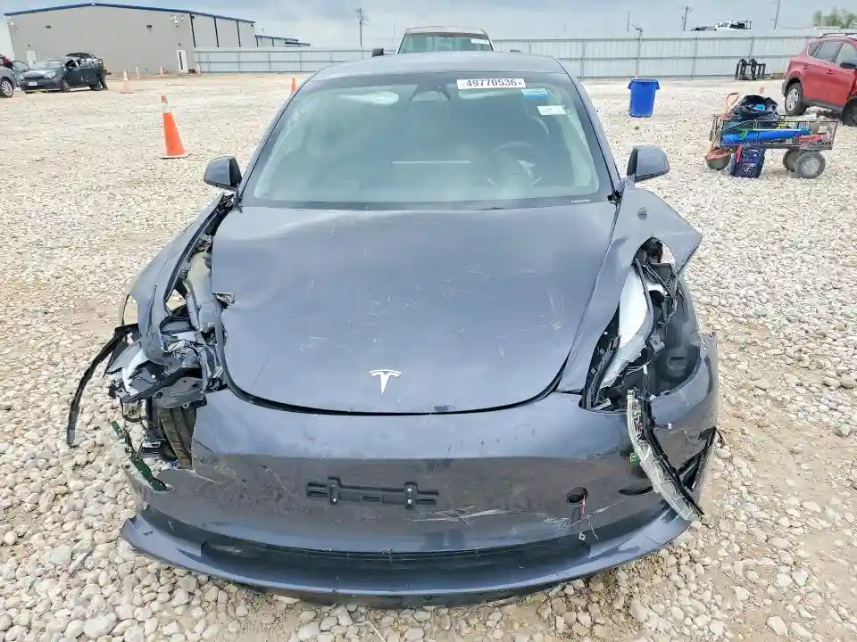 5YJ3E1EA4PF695178 2023 TESLA MODEL 3-4