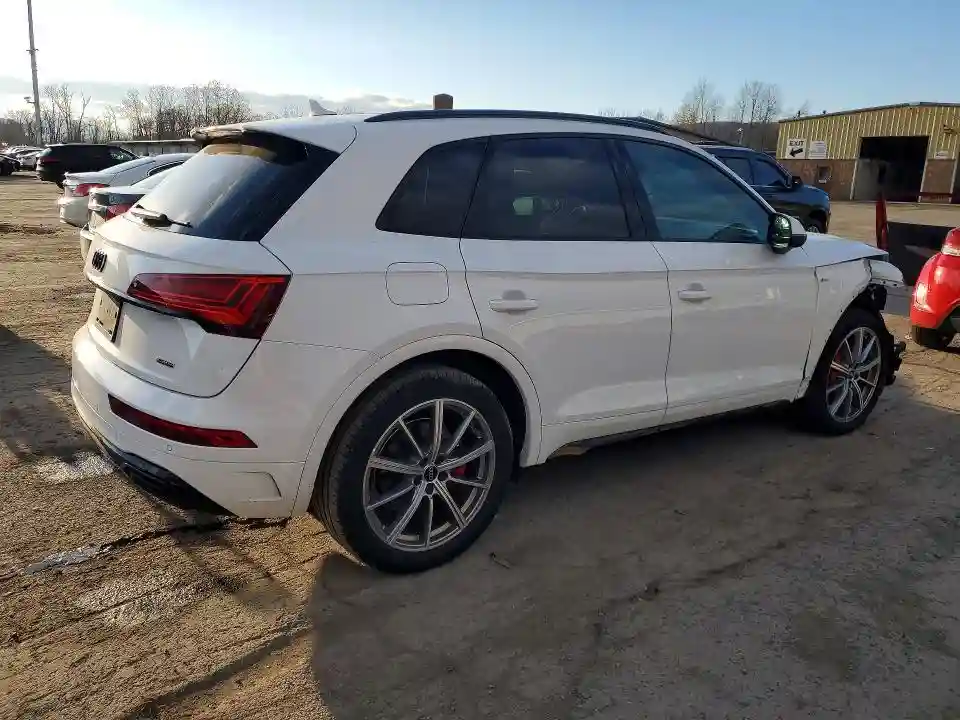 WA1E2AFY1R2131128 2024 AUDI Q5-2