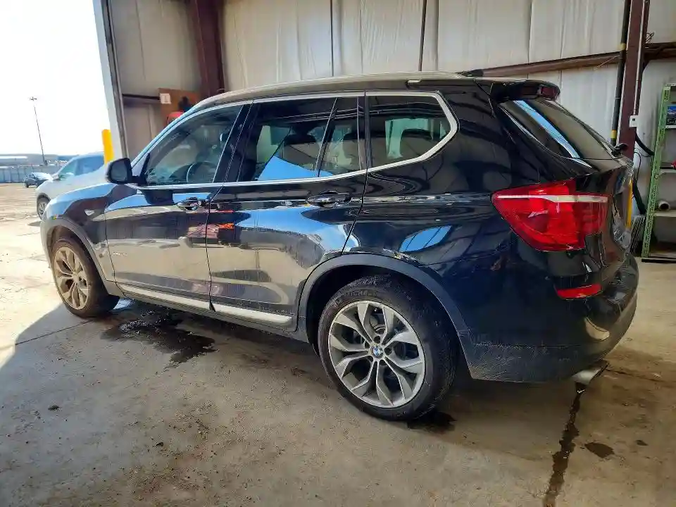5UXWX9C33H0T24229 2017 BMW X3-1
