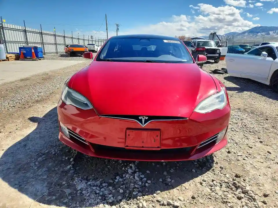 5YJSA1E28HF200336 2017 TESLA MODEL S-4