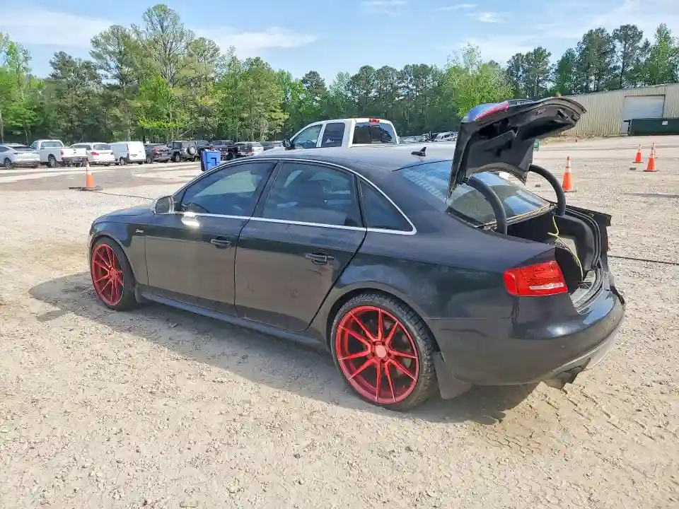 WAUHGCFLXBA123932 2011 AUDI S4/RS4-1