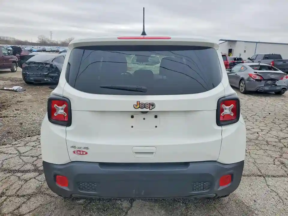 ZACNJDB18PPP19059 2023 JEEP RENEGADE-5