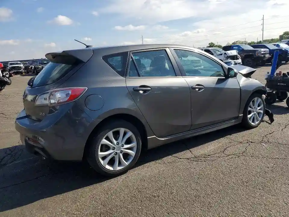 JM1BL1K61B1423318 2011 MAZDA MAZDA3-2