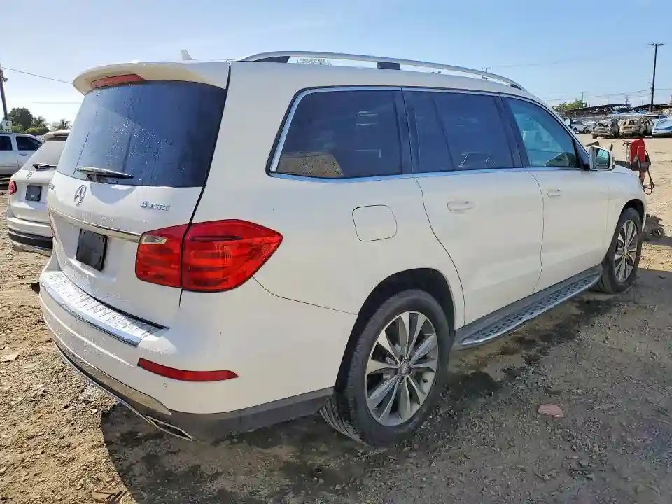 4JGDF7CE5EA385164 2014 MERCEDES-BENZ GL-CLASS-2