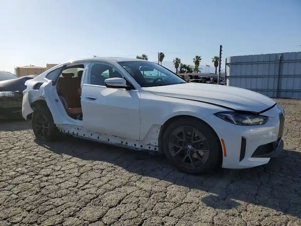 WBY23HD06SFV70043 2025 BMW I4 EDRIVE-3