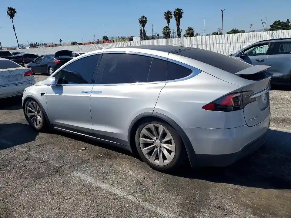 5YJXCDE22HF060298 2017 TESLA MODEL X-1