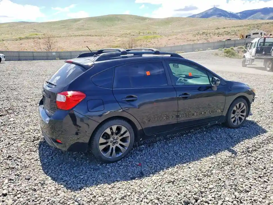 JF1GPAU60FH210841 2015 SUBARU IMPREZA-2
