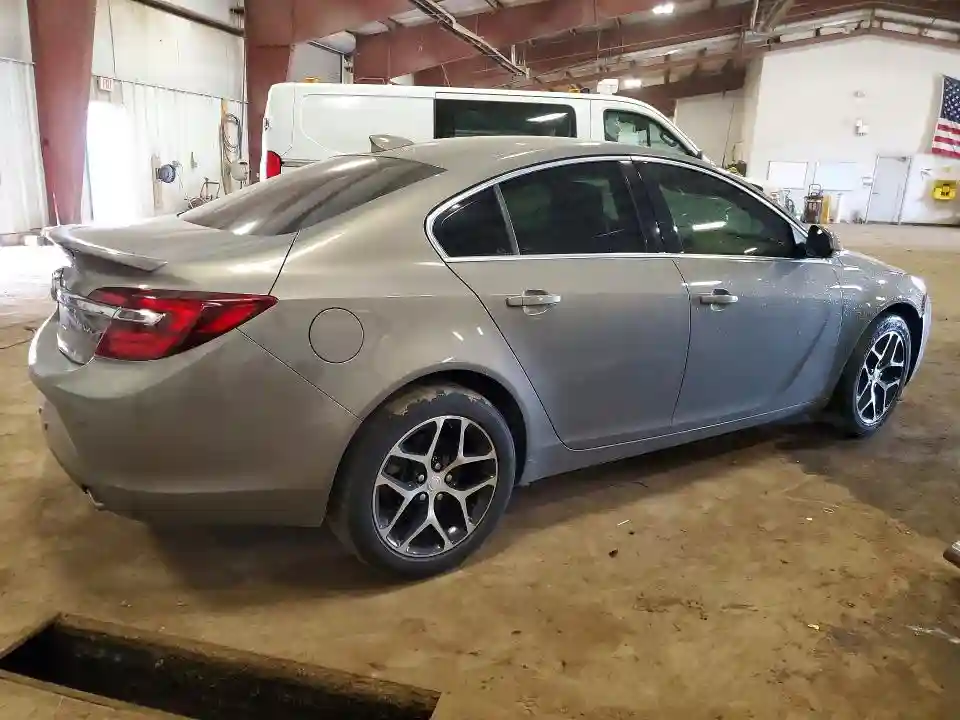 2G4GL5EXXH9196860 2017 BUICK REGAL-2