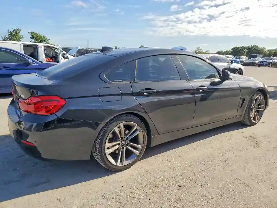 WBA4J1C56JBG80214 2018 BMW 4 SERIES-2