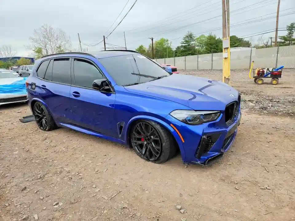 5YMJU0C0XN9K39778 2022 BMW X5-3