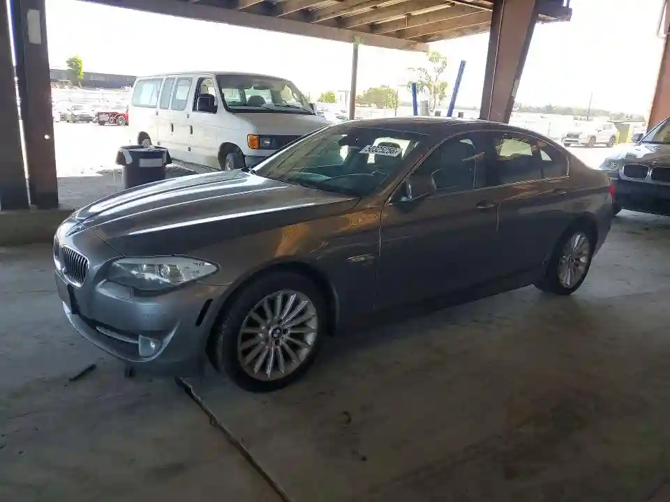 WBAFU7C56BC778512 2011 BMW 5 SERIES-0