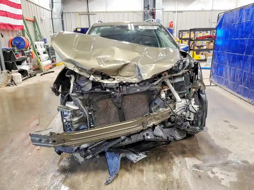 JF2SKARC9NH439777 2022 SUBARU FORESTER-4
