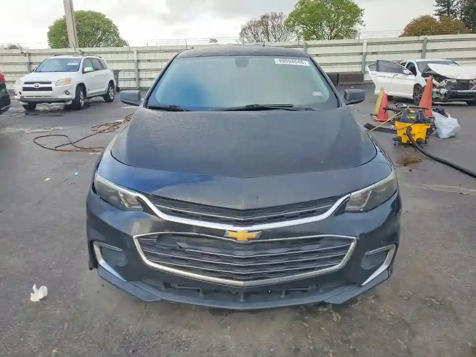 1G1ZB5ST7HF153563 2017 CHEVROLET MALIBU-4