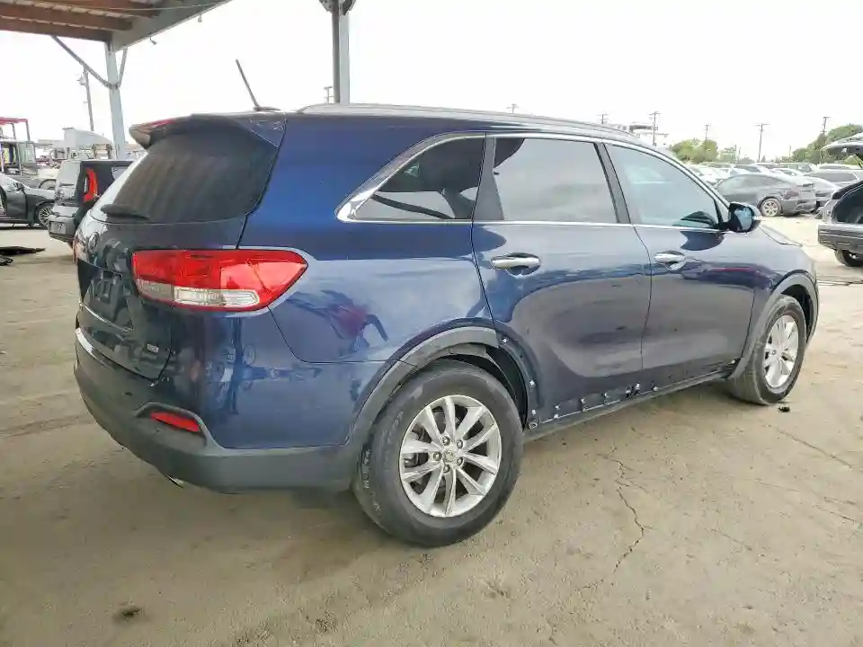 5XYPG4A34HG336573 2017 KIA SORENTO-2