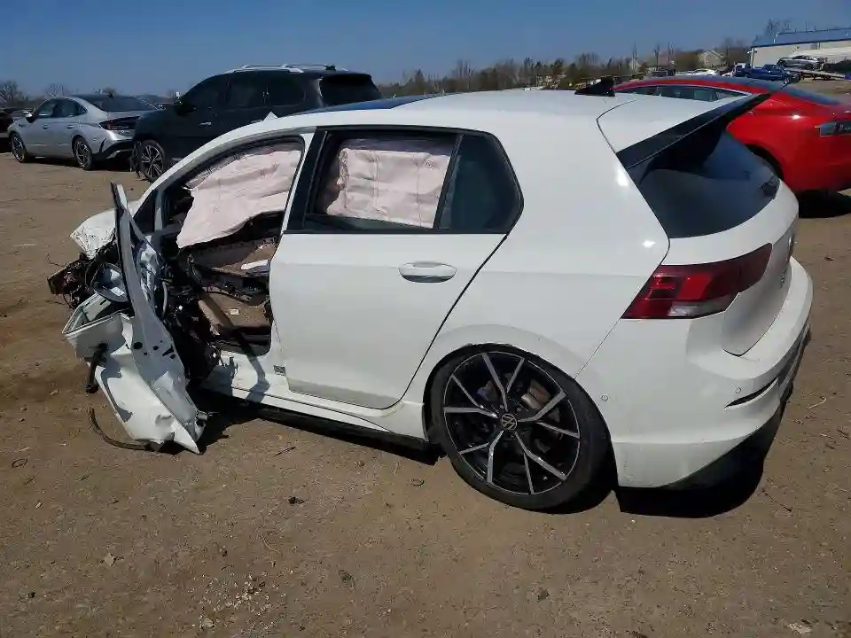 WVWEB7CD1PW209648 2023 VOLKSWAGEN GOLF-1