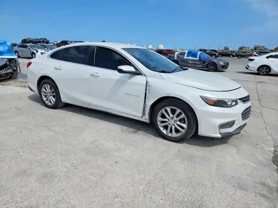 1G1ZD5ST2JF143040 2018 CHEVROLET MALIBU-3