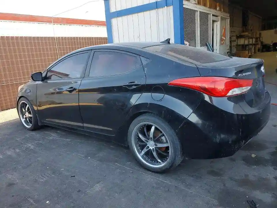 5NPDH4AE8CH086600 2012 HYUNDAI ELANTRA-1