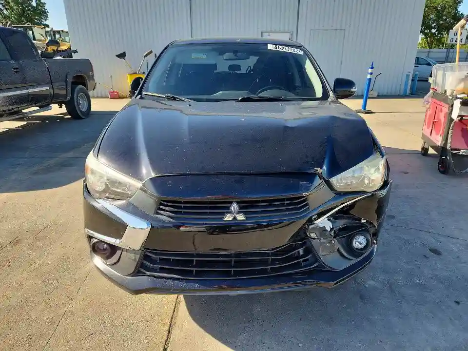 JA4AP3AU2HZ042898 2017 MITSUBISHI OUTLANDER-4