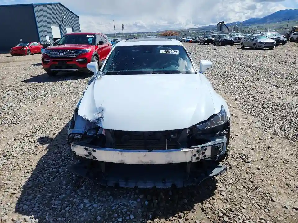 JTHCM1D26H5020690 2017 LEXUS IS-4