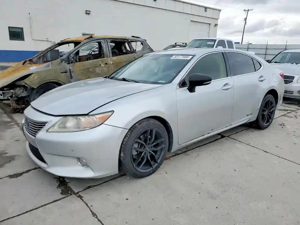 JTHBW1GG5D2008023 2013 LEXUS ES300-0