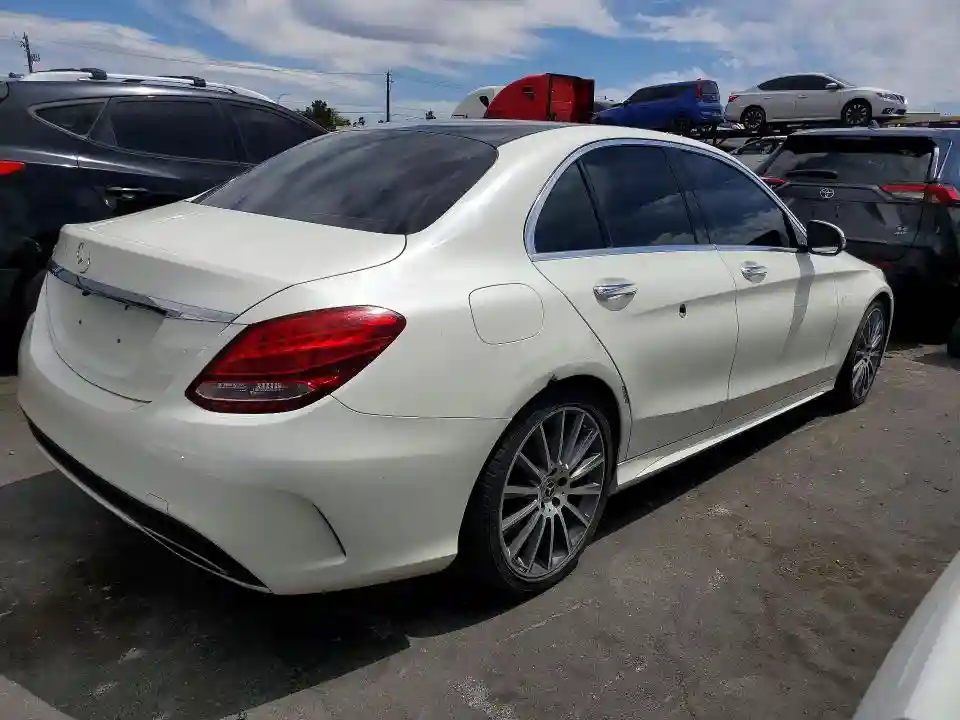 55SWF4JB7HU225026 2017 MERCEDES-BENZ C-CLASS-2