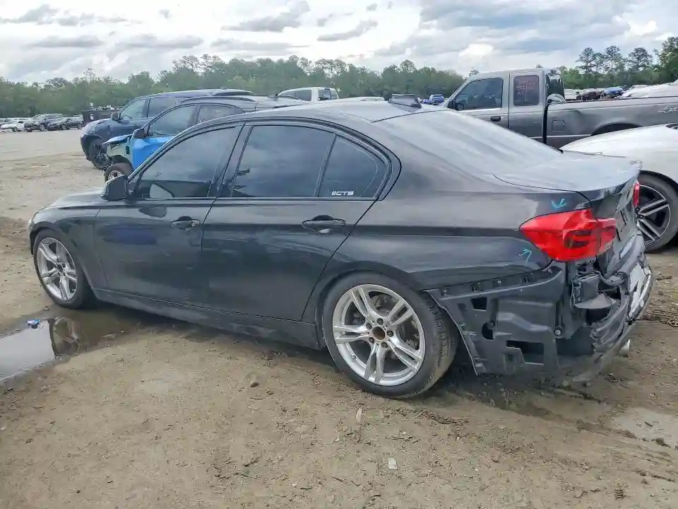 WBA8B7G57JNU95113 2018 BMW 3 SERIES-1