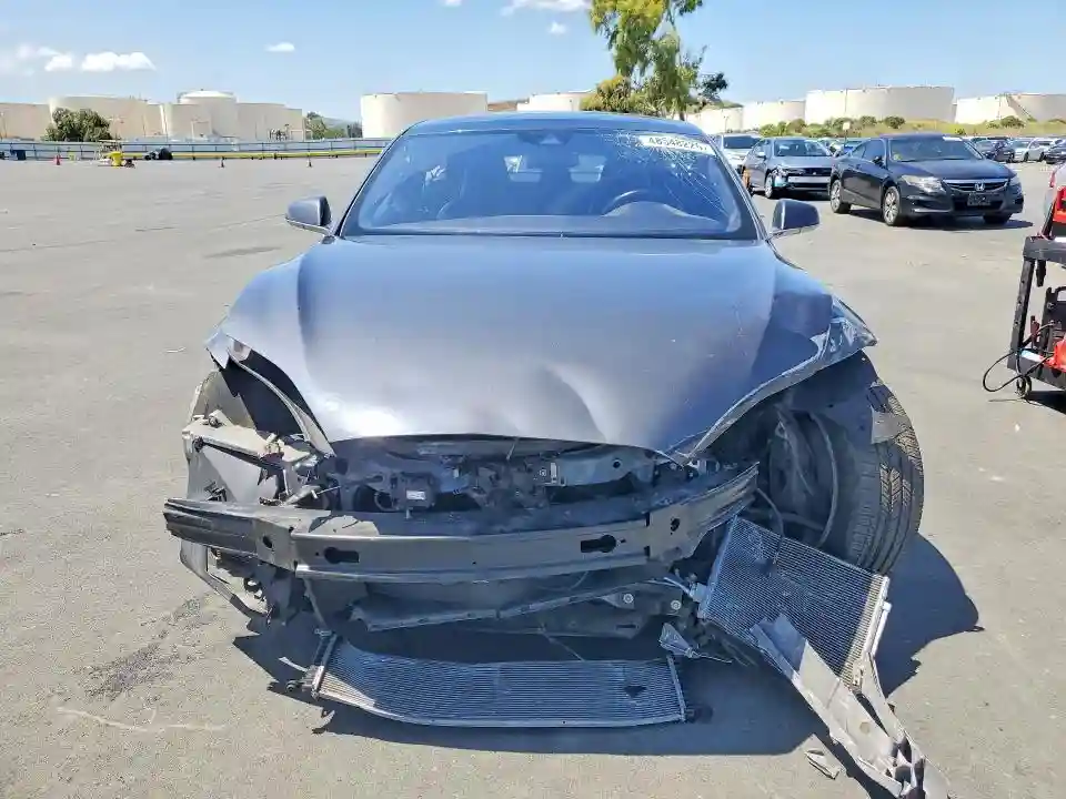 5YJSA1E11FF118811 2015 TESLA MODEL S-4