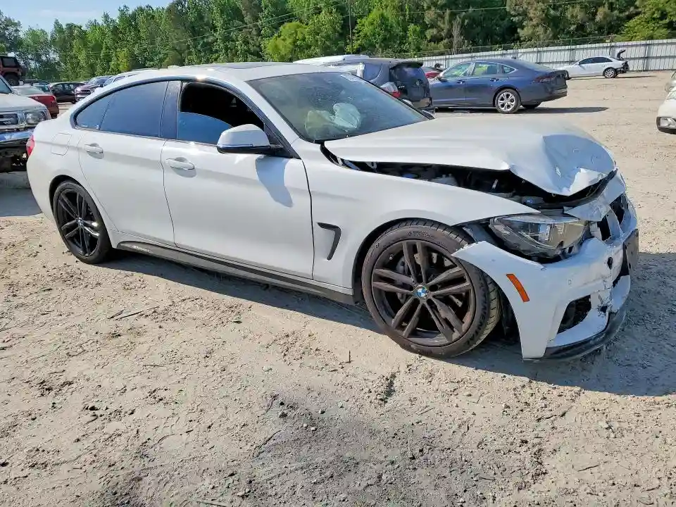 WBA4J5C53JBF07225 2018 BMW 4 SERIES-3