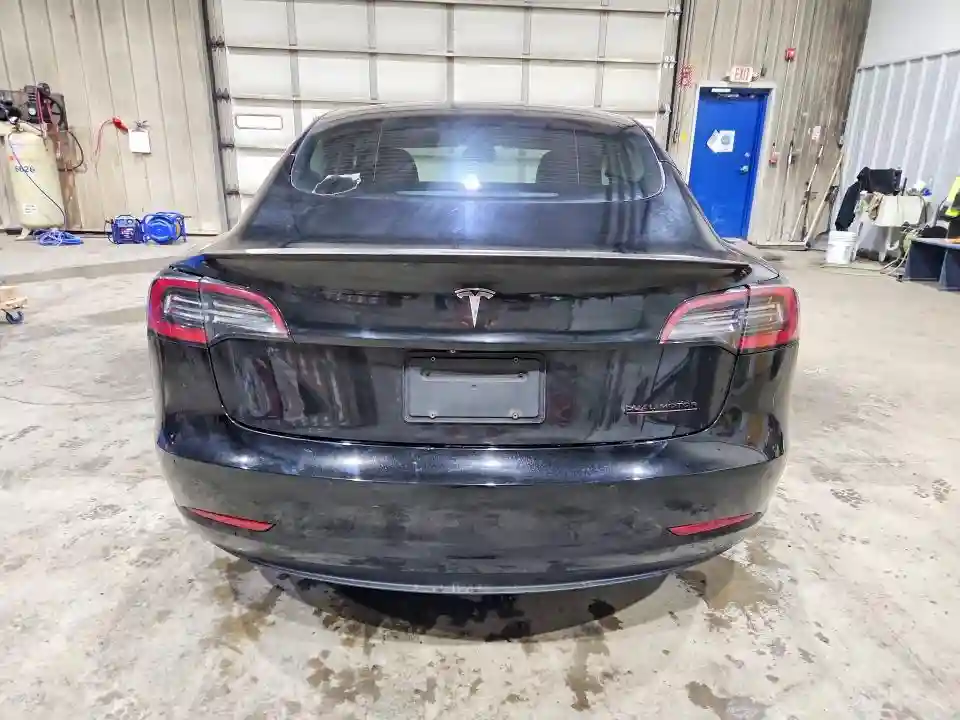 5YJ3E1EC7MF044608 2021 TESLA MODEL 3-5