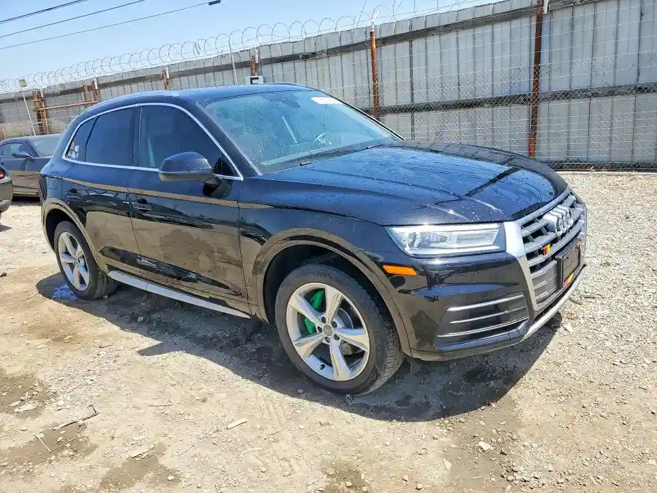 WA1ANAFY5L2040599 2020 AUDI Q5-3