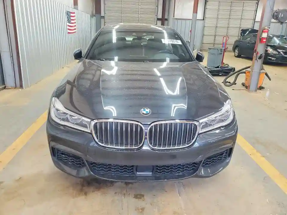 WBA7F0C52KGM25151 2019 BMW 7 SERIES-4