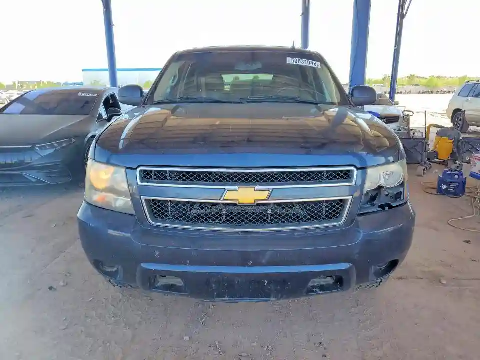 1GNSCHE02DR212835 2013 CHEVROLET SUBURBAN-4