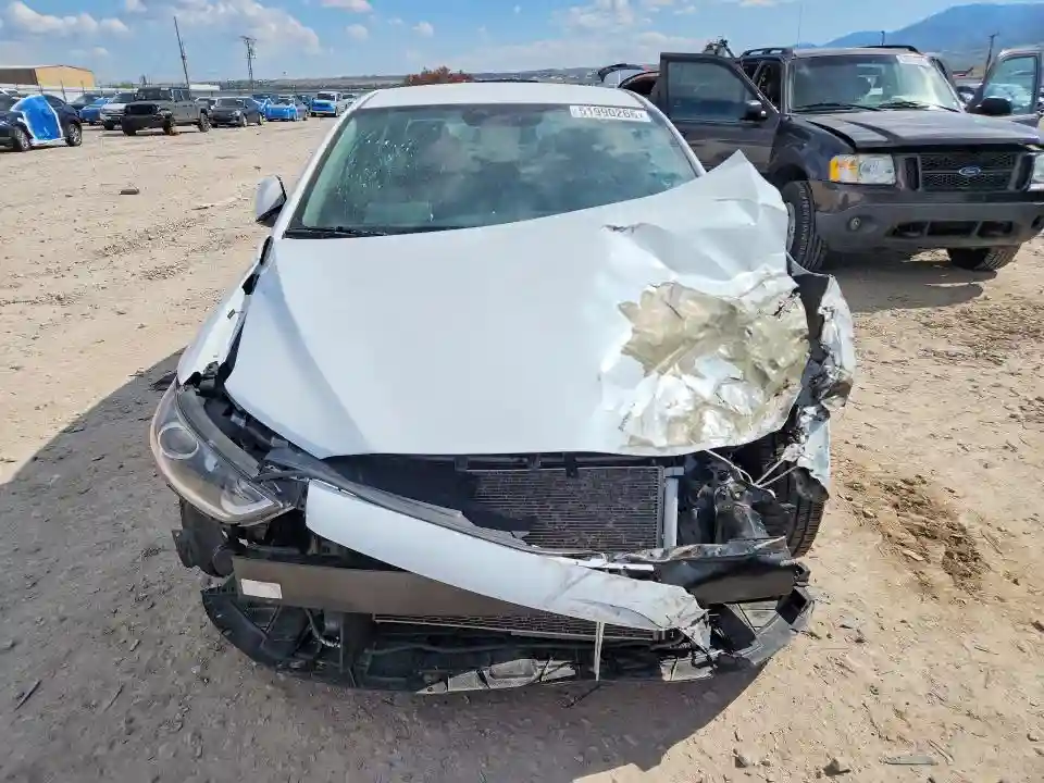 5NPD84LF4JH221154 2018 HYUNDAI ELANTRA-4