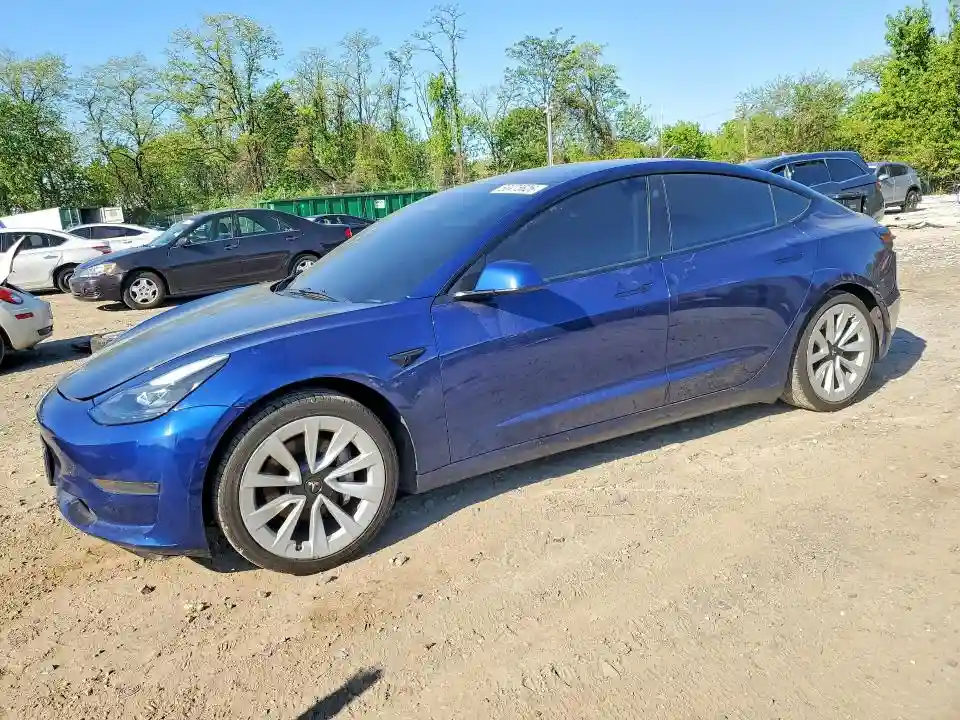 5YJ3E1EAXNF190842 2022 TESLA MODEL 3-0