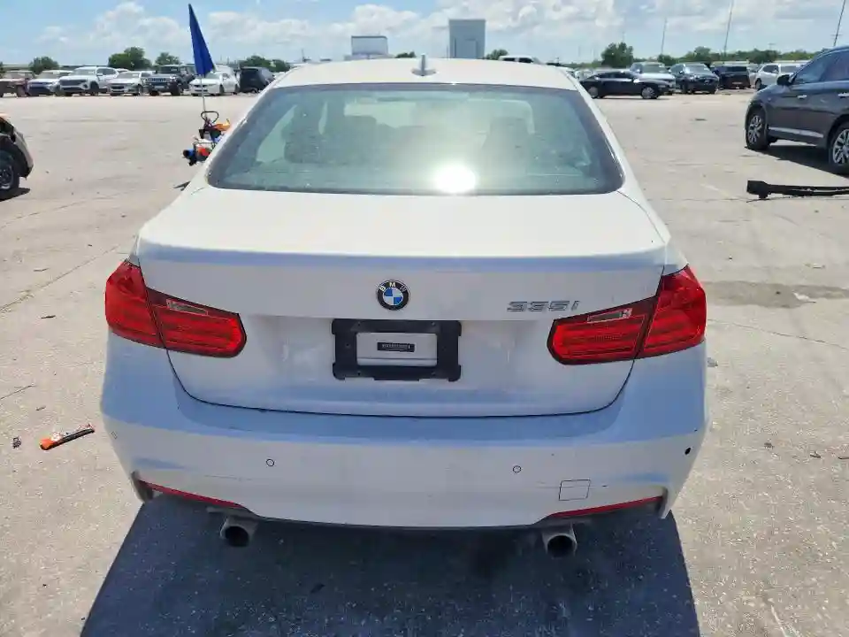 WBA3A9C51FF686624 2015 BMW 3 SERIES-5