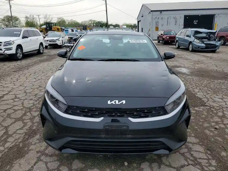 3KPF24AD3RE837147 2024 KIA FORTE-4