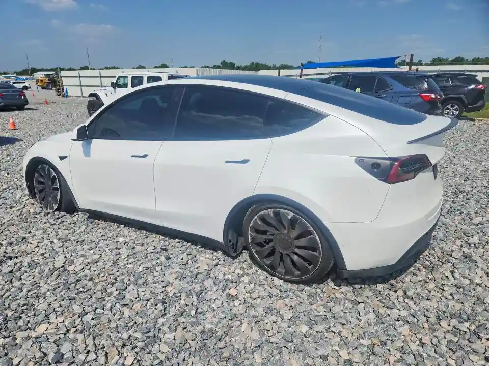 7SAYGDEF2NF452501 2022 TESLA MODEL Y-1