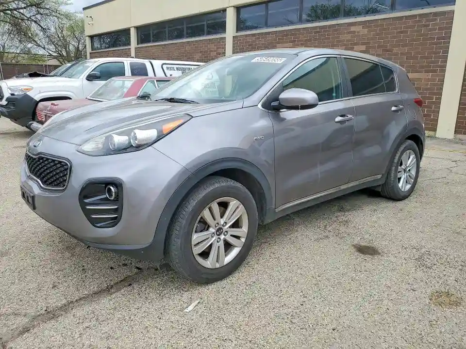 KNDPMCAC8J7395924 2018 KIA SPORTAGE-0