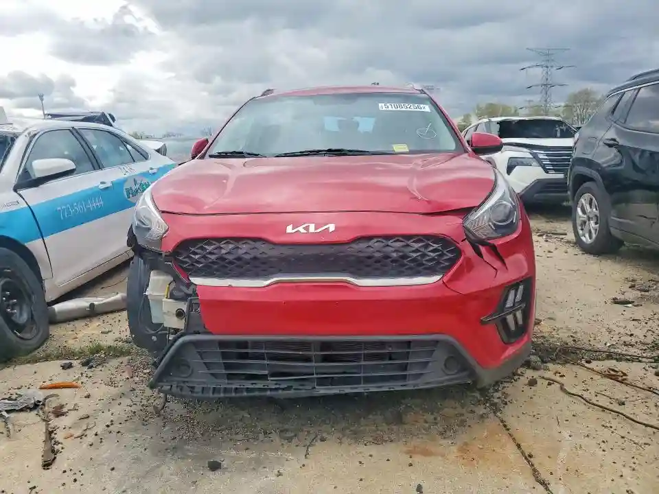 KNDCB3LC7N5534802 2022 KIA NIRO-4