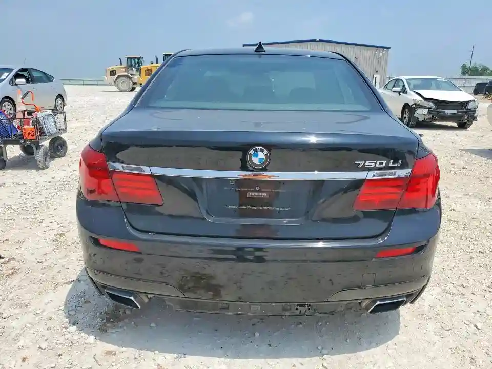 WBAYE8C54DDE22135 2013 BMW 7 SERIES-5