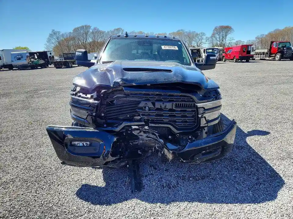 3C63RRRL4SG574739 2025 RAM 3500-4