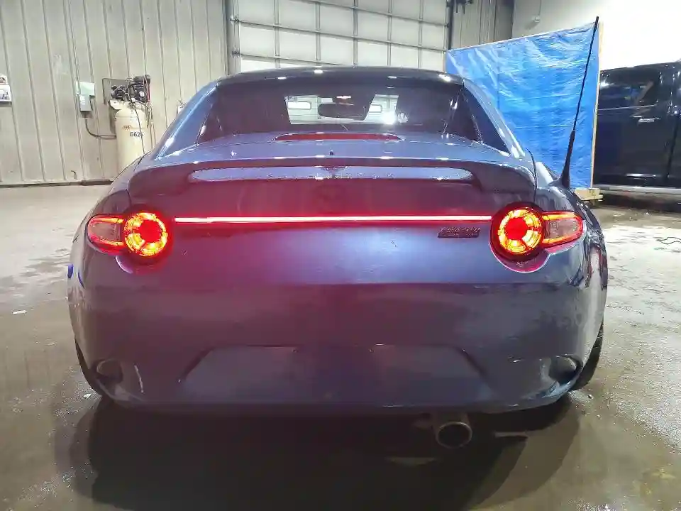 JM1NDAM75J0203958 2018 MAZDA MX5-5
