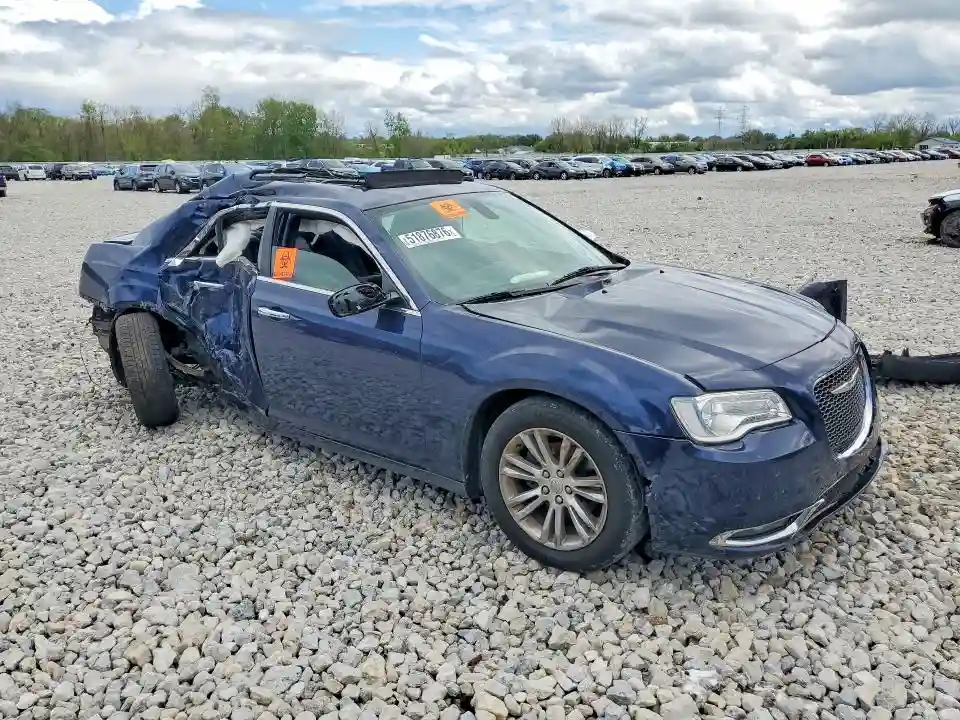 2C3CCAEG6HH564571 2017 CHRYSLER 300-3